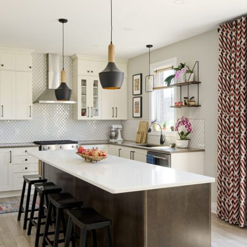 two-tone kitchen, kitchen design Ottawa, Ottawa kitchen design, Ottawa interior designer, interior designer Ottawa, home decorating Ottawa, Ottawa home decorating, interior design firm Ottawa, Ottawa interior design firm, mini-consultation